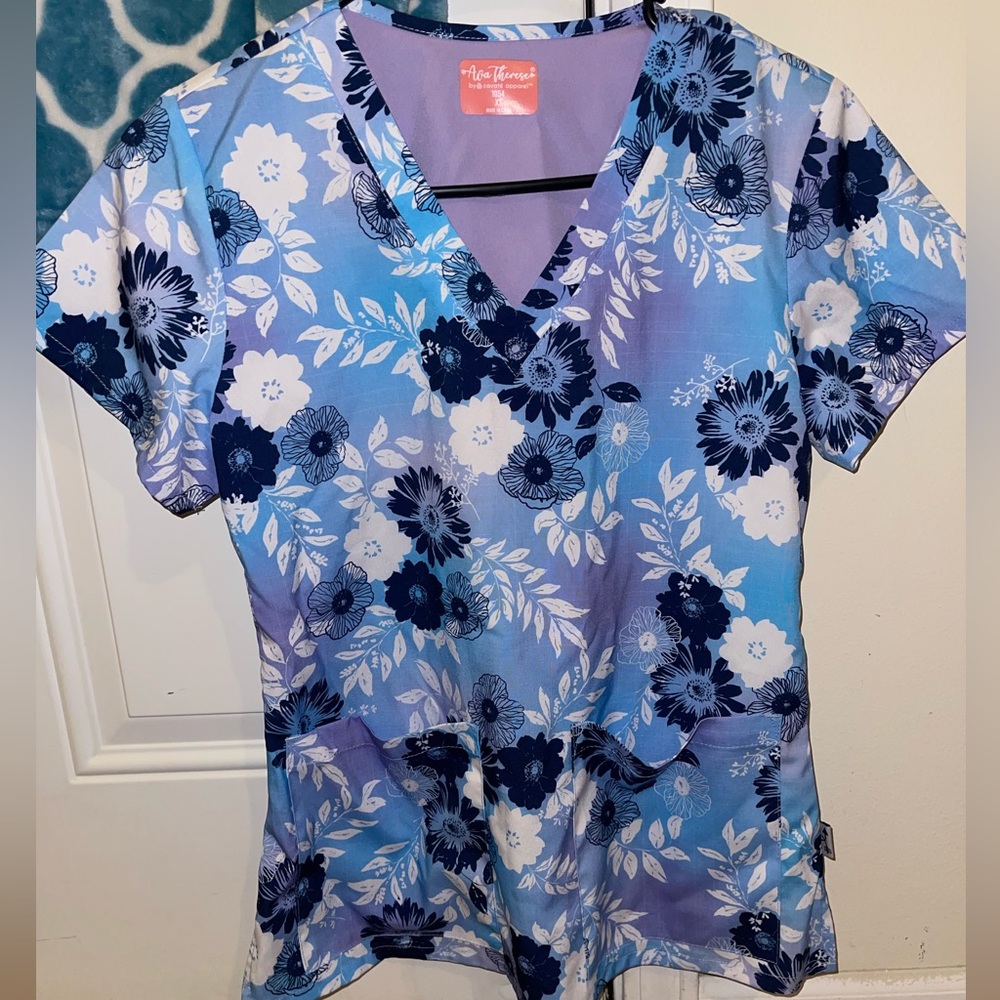 Floral Scrub Top